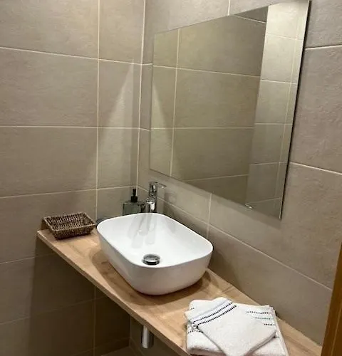 Maison De L'olivier Антиб